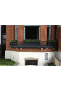 Artificial Ready Made Boxwood Hedge In Timber Trough -Artificial Plant Shop the artificial plants shop artificial ready made boxwood hedge in timber trough p879 2100 image